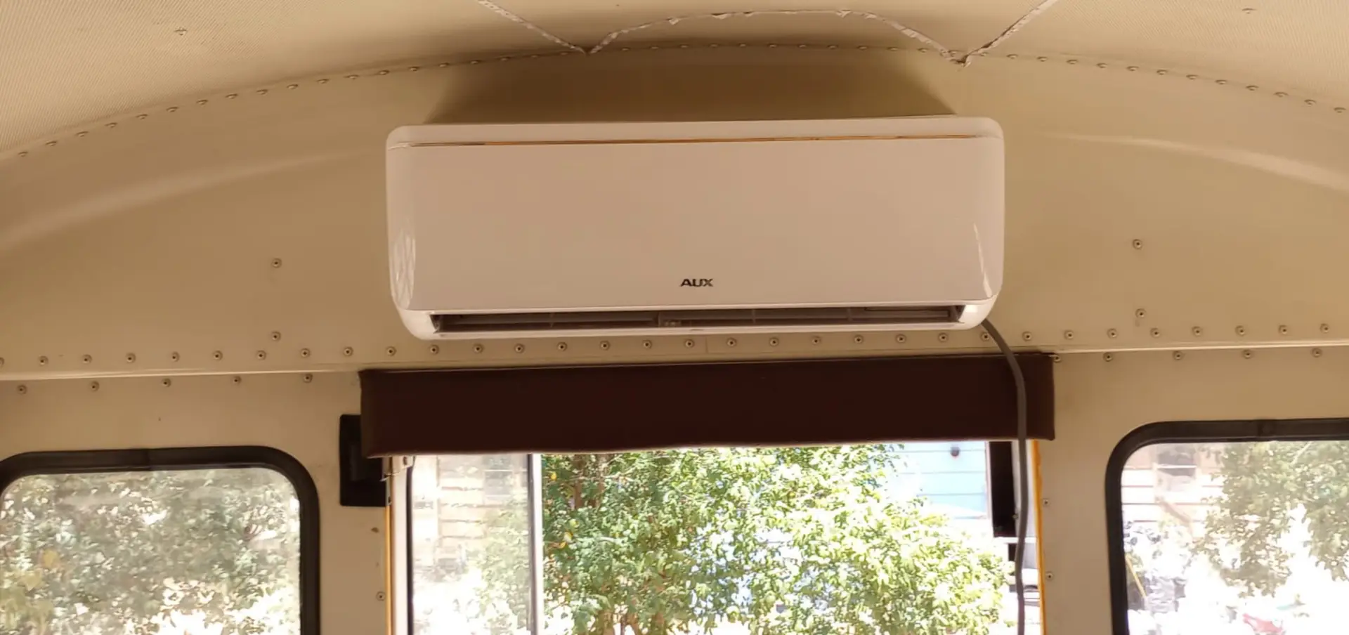 Mini Split in Bus